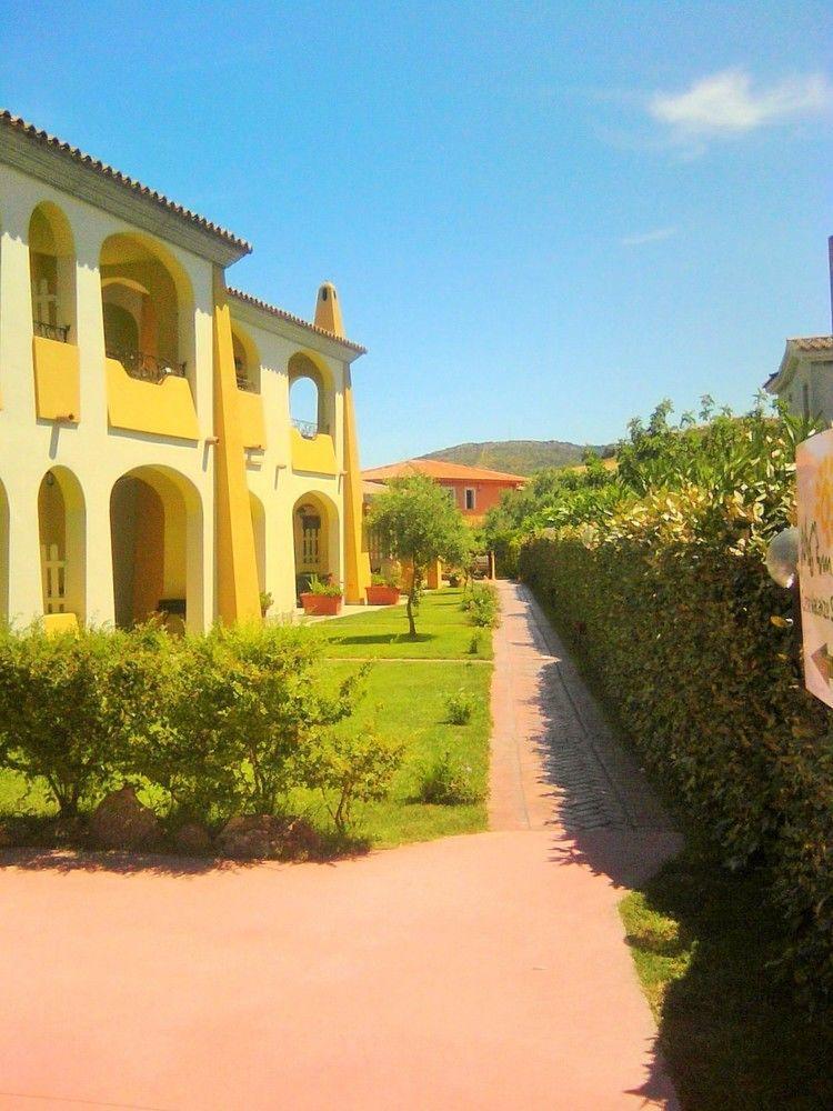 Case Vacanze San Silvestro Budoni Eksteriør billede